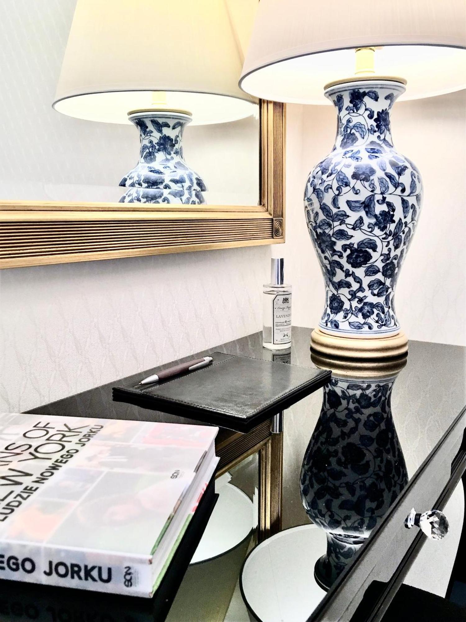 وارسو Mondrian Luxury Suites & Apartments Market Square IV الغرفة الصورة
