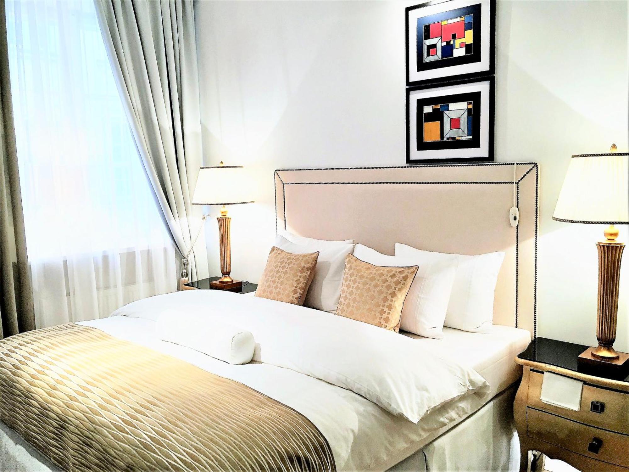 وارسو Mondrian Luxury Suites & Apartments Market Square IV الغرفة الصورة