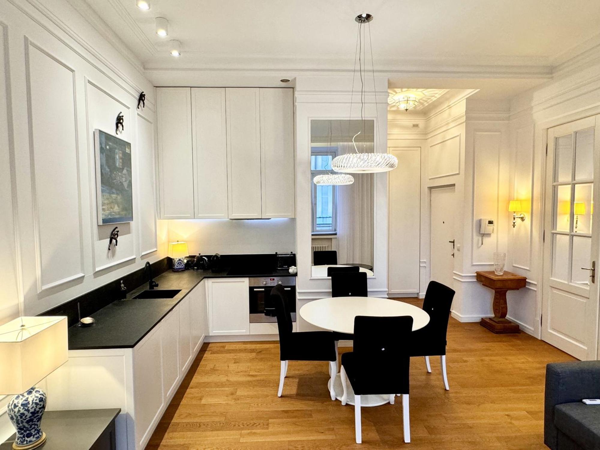 وارسو Mondrian Luxury Suites & Apartments Market Square IV الغرفة الصورة